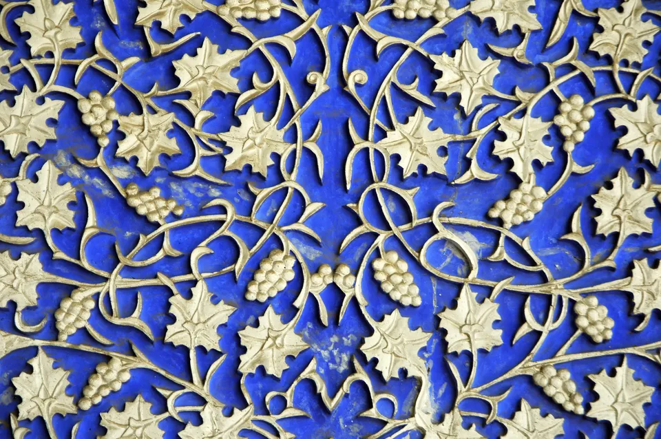 Ganch carving